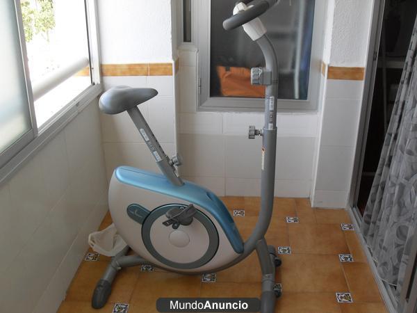 Vendo Bicicleta estática marca domyos 100 e