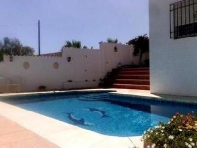 Chalet con 3 dormitorios se vende en Benalmadena Pueblo, Costa del Sol