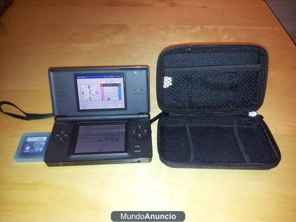 Nintendo DS Negra + 4 juegos + estuche