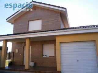 Chalet en venta en Carracedelo, León