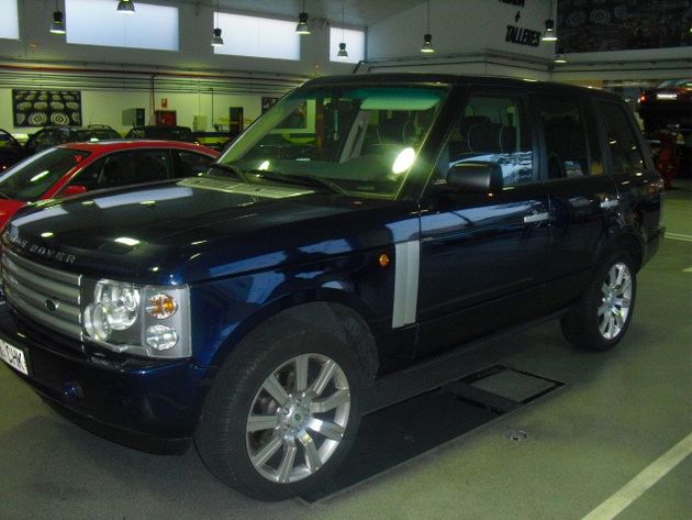 LAND ROVER Range Rover 3.0 Td6 SE