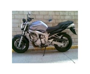 YAMAHA FAZER 600