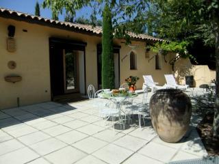 Casa rural : 2/4 personas - piscina - drome  rodano alpes  francia