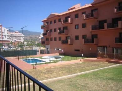 Apartamento con 3 dormitorios se vende en Estepona, Costa del Sol