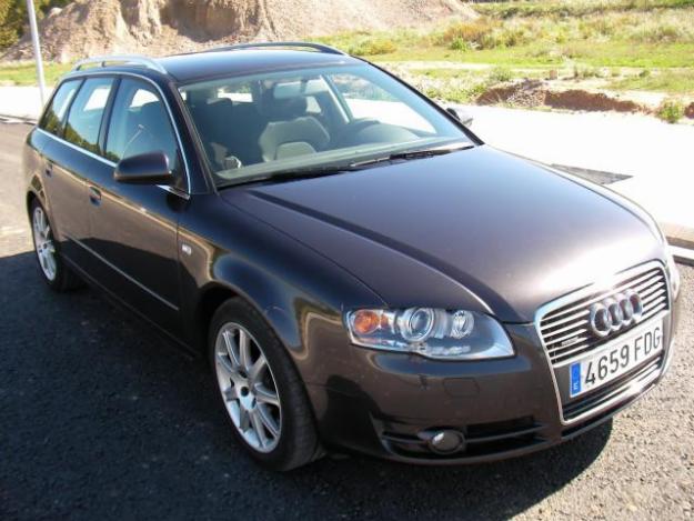 Audi A4 Avant 3.0TDI Quattro 233