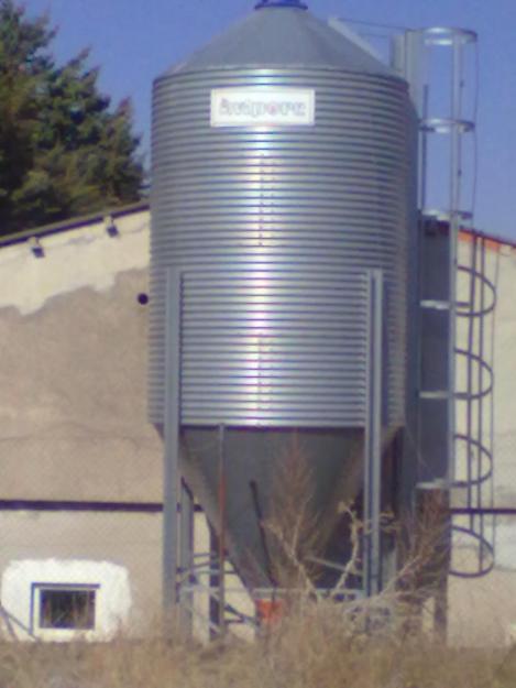 VENDO SILO DE 14000 KILOS