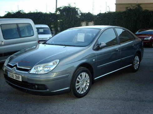 Volvo V40 5 puertas 1.9D 115cv