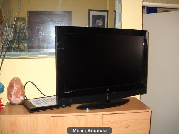 se vende un televisor lcd 32