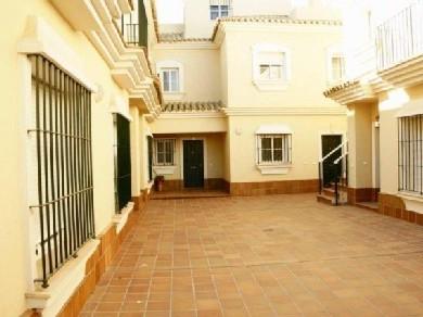 Chalet con 4 dormitorios se vende en Chiclana de la Frontera, Costa de la Luz