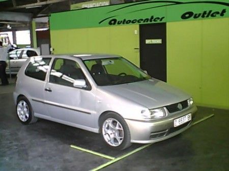 VOLKSWAGEN POLO 100SPORT - Barcelona