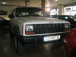 Venta de Jeep Cherokee 2.5 Td Sport '98 en Vinaròs