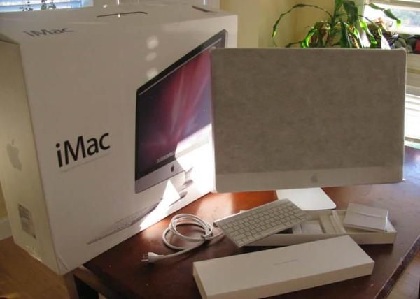 Apple iMac 27 3.0GHz 4 GB 7200 RPM