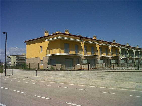 Casa adosada en Figueres