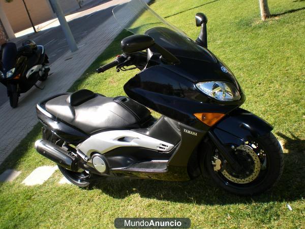 Yamaha tmax