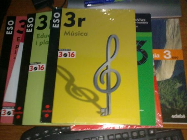 LIBROS DE TEXTO PARA 3° E.S.O.(TOTALMENTE NUEVOS