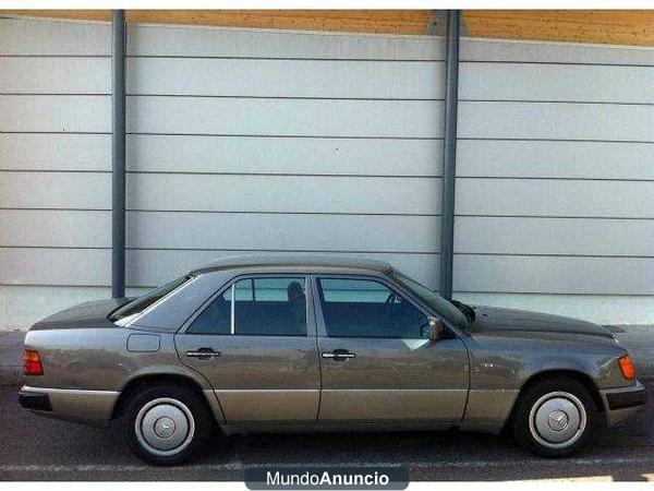 Mercedes-Benz 260 E (W124). IVA DEDUCIBLE