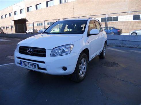 Toyota Rav4 2.2 D4D LUNA