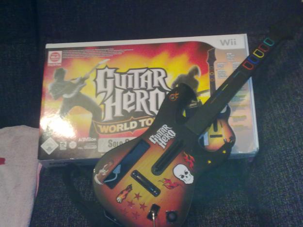 Guitarra de Guitar Hero WordTour