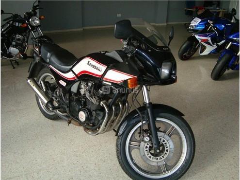 Kawasaki GPZ 400 F2