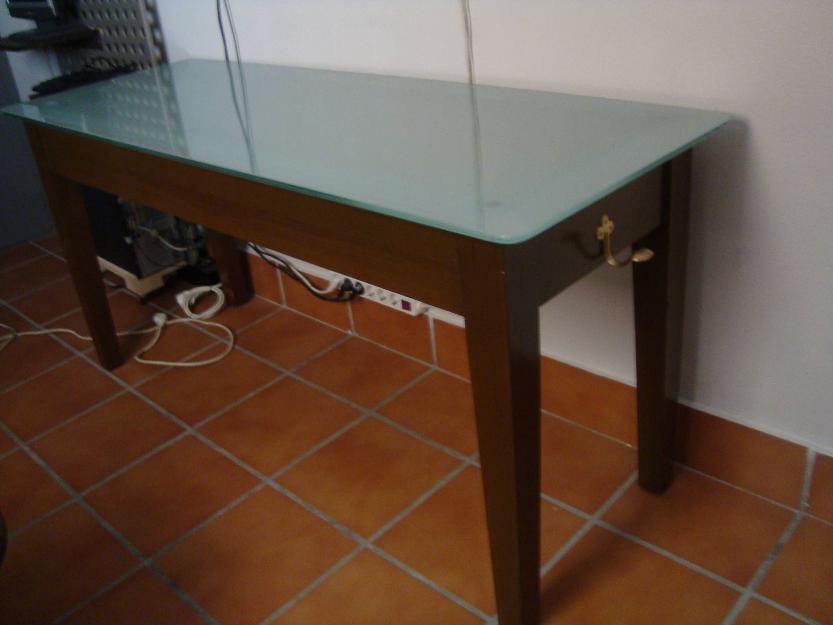 Mesa rectangular con cristal