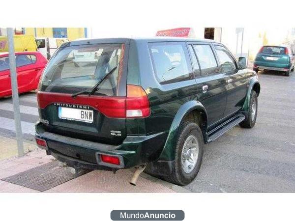 Mitsubishi Montero Sport 2.5 TDi GLS