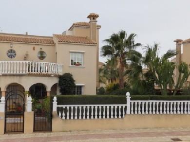 Adosado con 3 dormitorios se vende en Playa Flamenca, Costa Blanca