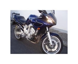 YAMAHA FZ6