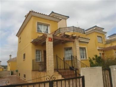 Chalet con 5 dormitorios se vende en Algorfa, Vega Baja Torrevieja