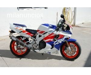 HONDA CBR 900 RR FIREBLADE