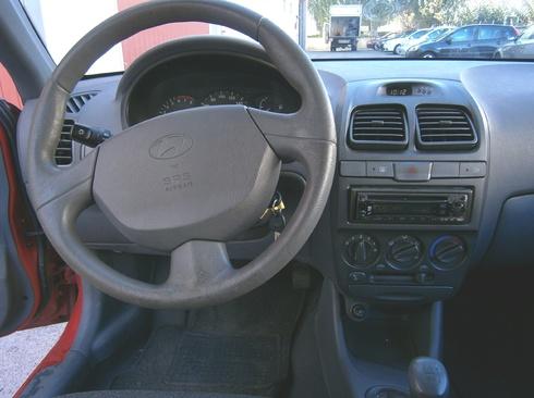 Hyundai Accent 1.3i GLS