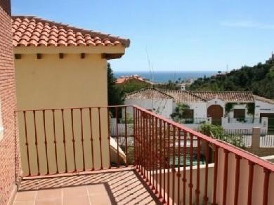 Chalet con 3 dormitorios se vende en Fuengirola, Costa del Sol