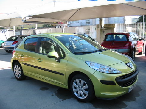 Peugeot 207 CONFORT HDI-70 CV