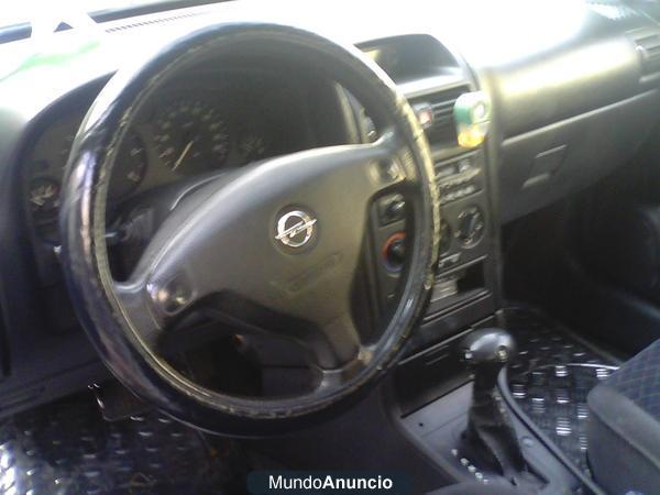 VENDO UN OPEL ASTRA AUTOMATICO