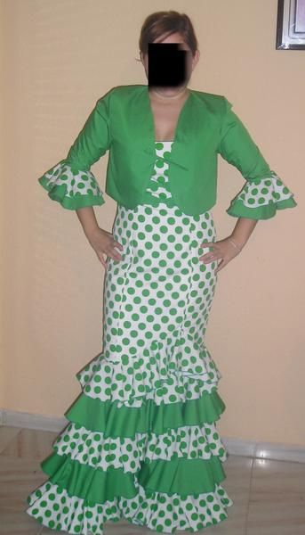 SE VENDE TRAJE DE FLAMENCA