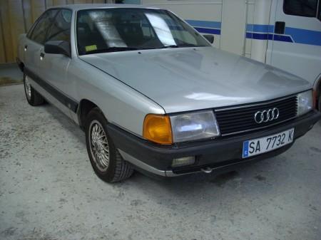 Audi 100 22 i en Salamanca