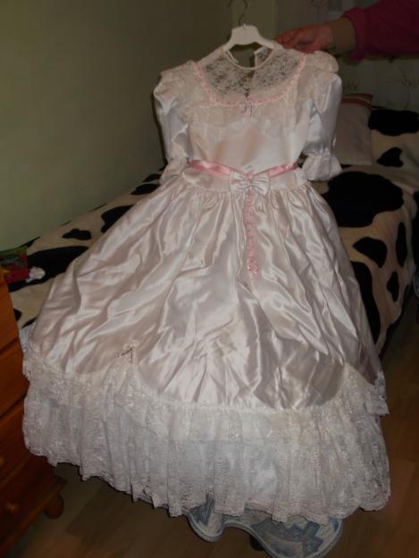 *** vendo traje de comunion para chica ***