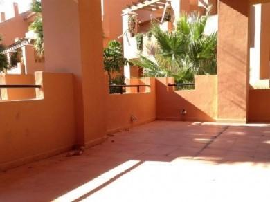 Apartamento con 2 dormitorios se vende en Estepona, Costa del Sol