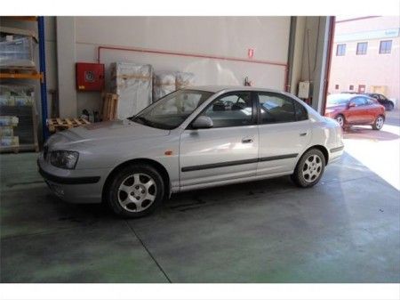 HYUNDAI ELANTRA 2.0 GLS - Teruel