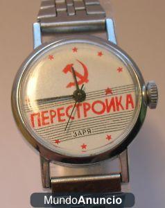 RELOJ RUSO DE CUERDA ZARIA PERESTROIKA