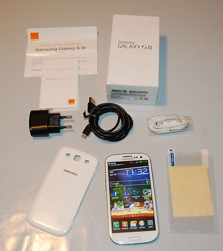 Samsung Galaxy S3 LIBRE perfecto estado + Batería extra + USB Cradle + Funda