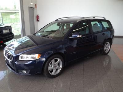 Volvo v50 drive momentum