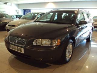 Volvo V70 D5