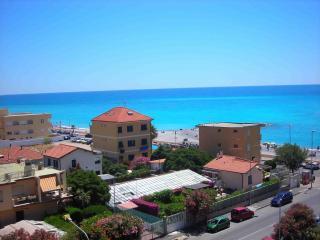 Apartamento : 4/6 personas - vistas a mar - ventimiglia  imperia (provincia de)  liguria  italia