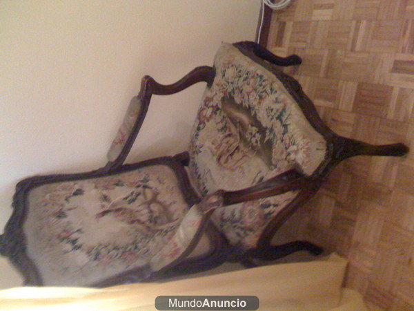 sillon antiguo siglo xvIII de roble labrado y restaurado