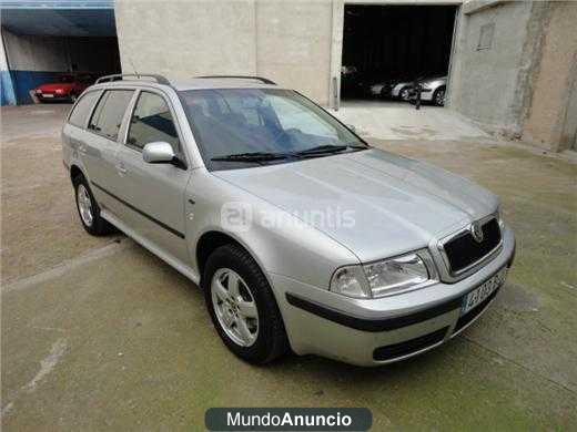 Skoda Octavia 1.9 TDi Elegance Combi 4x4 10