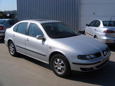 seat toledo 2003. urge venta. 8500 €