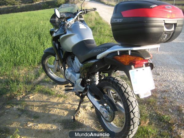 Vendo Honda Varadero XL125V del 2006