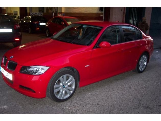 BMW 320 D               SEMINUEVO