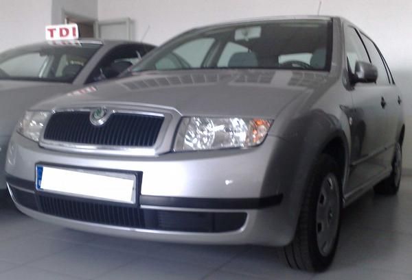 FABIA CONFORT 60CV PLATA