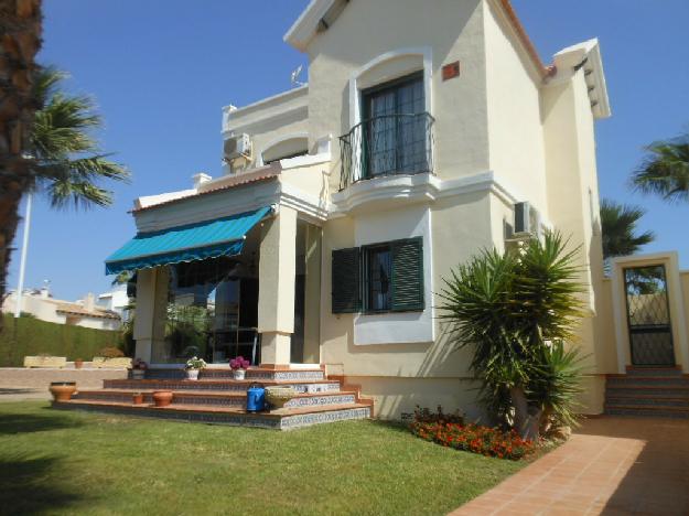 3b  , 2ba   in Villamartin,  Costa Blanca South   - 275000  EUR